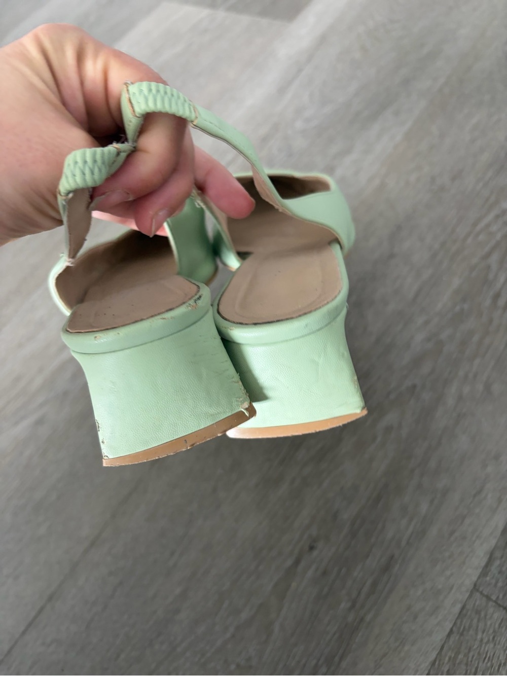 Women’s Pointed Slingback Low Heel Pumps in Mint - Picture 4 of 6